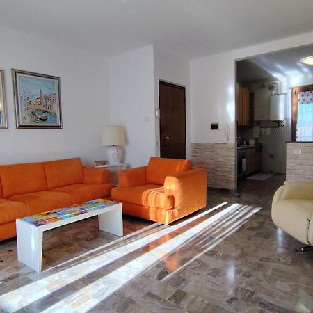 Colleoni'S Lodge Casa Vacanze Con 2 Appartamenti Верделлино Экстерьер фото